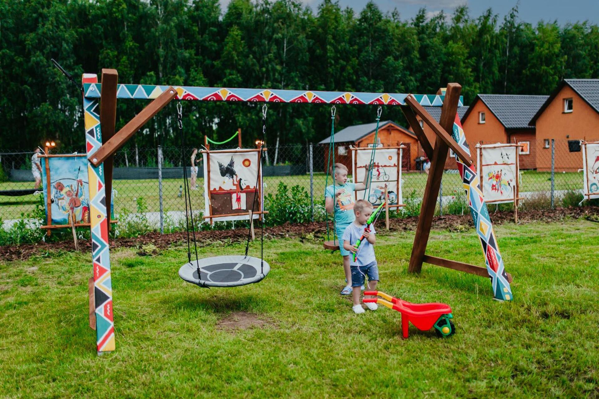 Grabce-Towarzystwo Indiana Camp - 150 M Od Suntago Park酒店 外观 照片