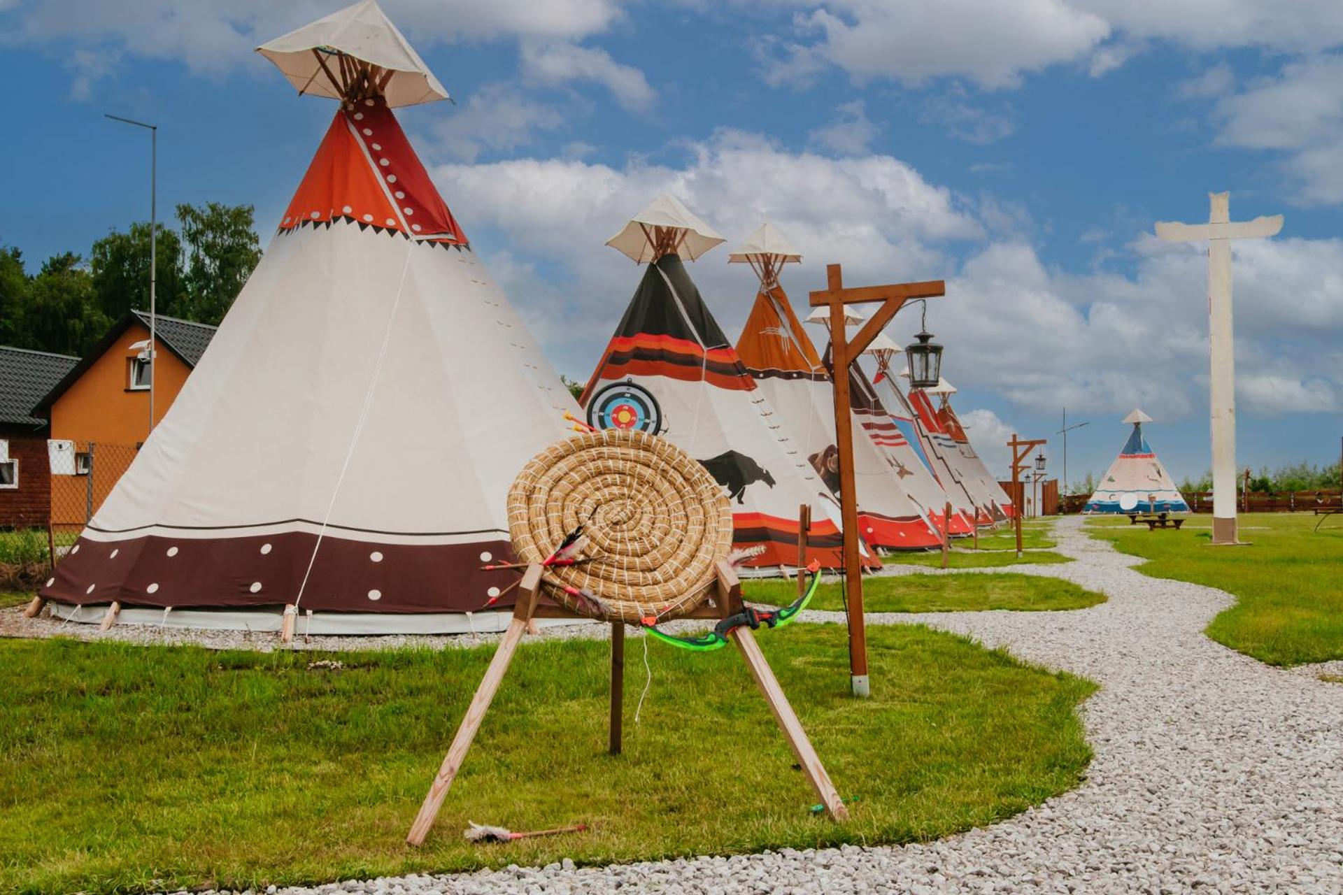 Grabce-Towarzystwo Indiana Camp - 150 M Od Suntago Park酒店 外观 照片