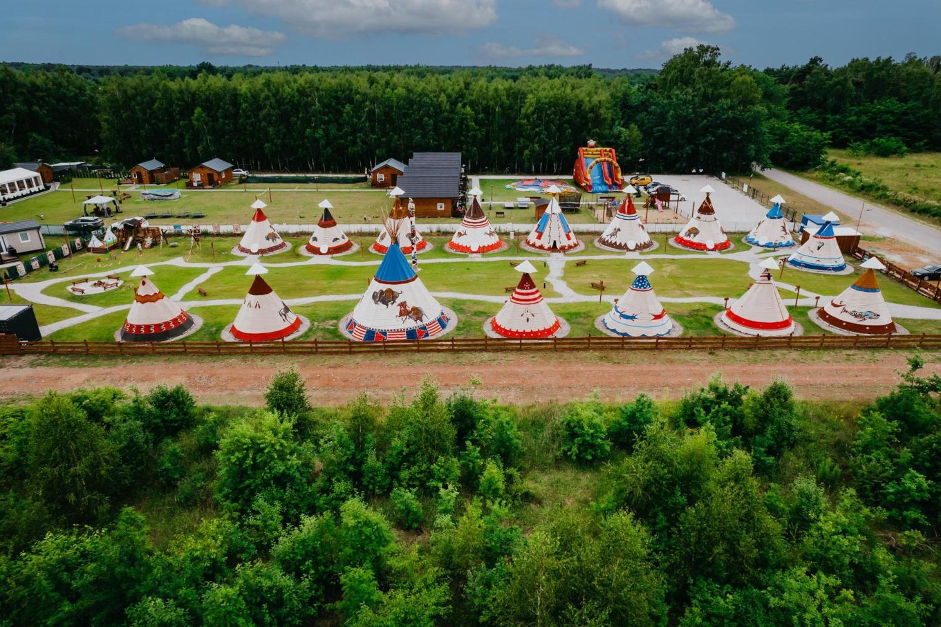 Grabce-Towarzystwo Indiana Camp - 150 M Od Suntago Park酒店 外观 照片