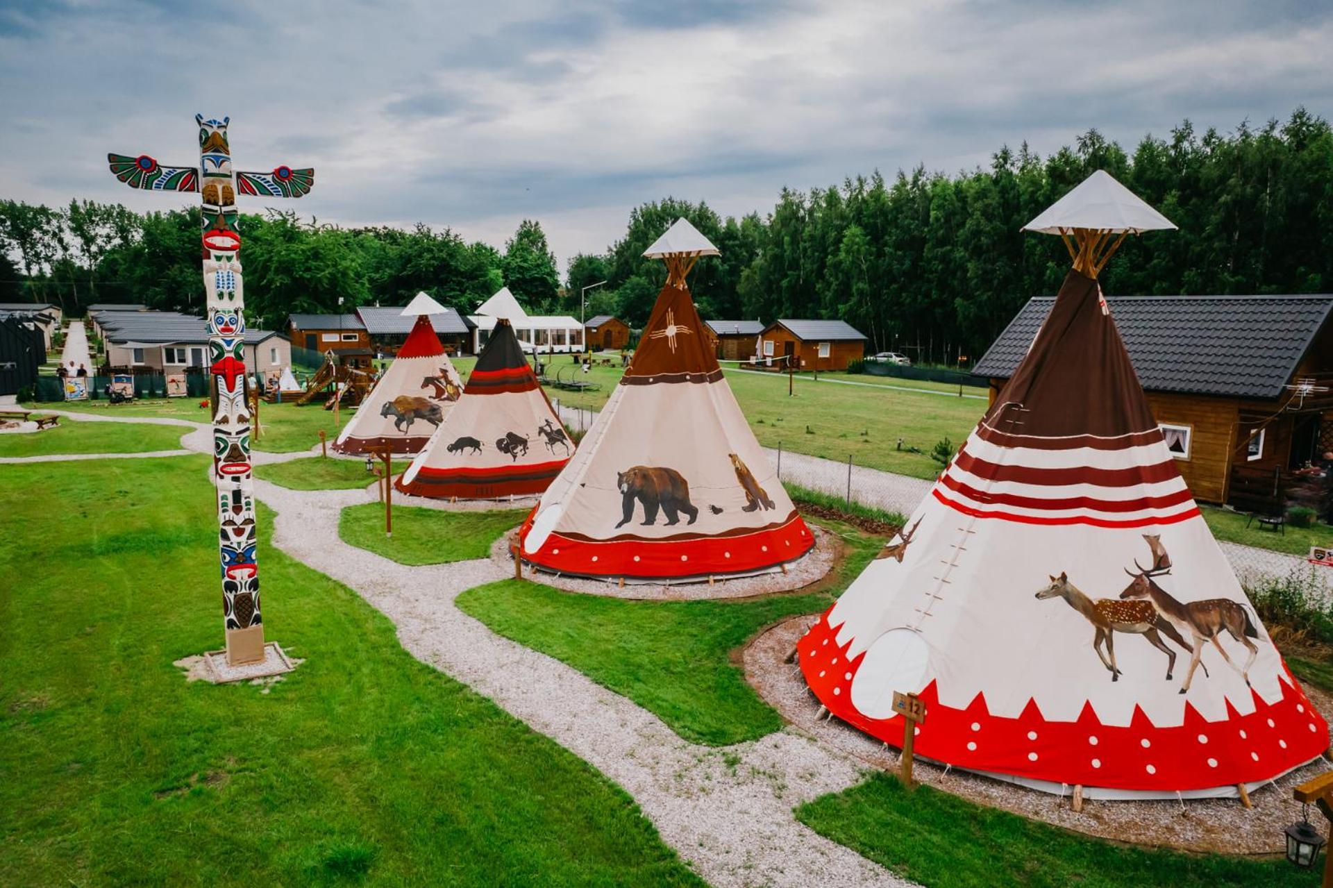 Grabce-Towarzystwo Indiana Camp - 150 M Od Suntago Park酒店 外观 照片