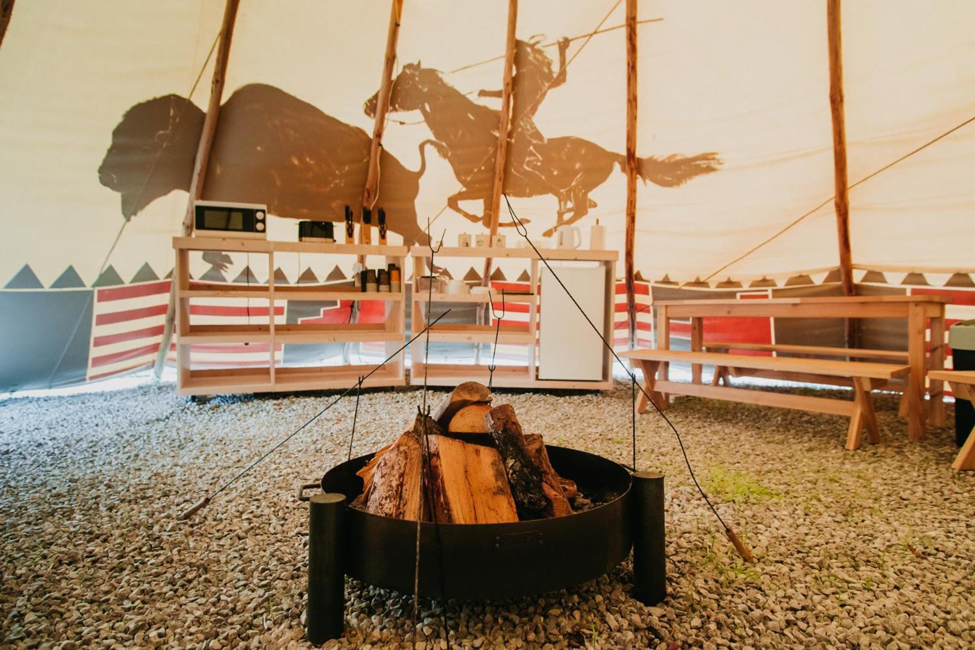 Grabce-Towarzystwo Indiana Camp - 150 M Od Suntago Park酒店 外观 照片