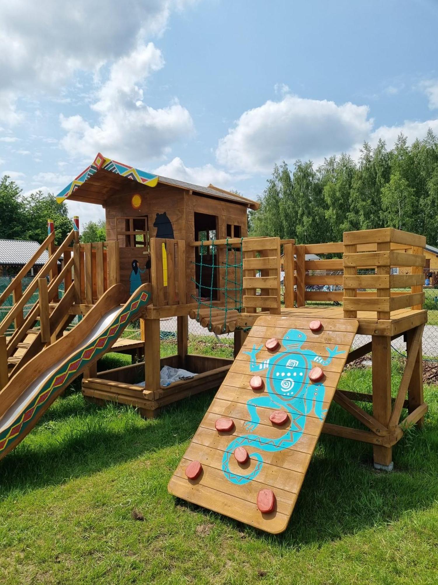 Grabce-Towarzystwo Indiana Camp - 150 M Od Suntago Park酒店 外观 照片