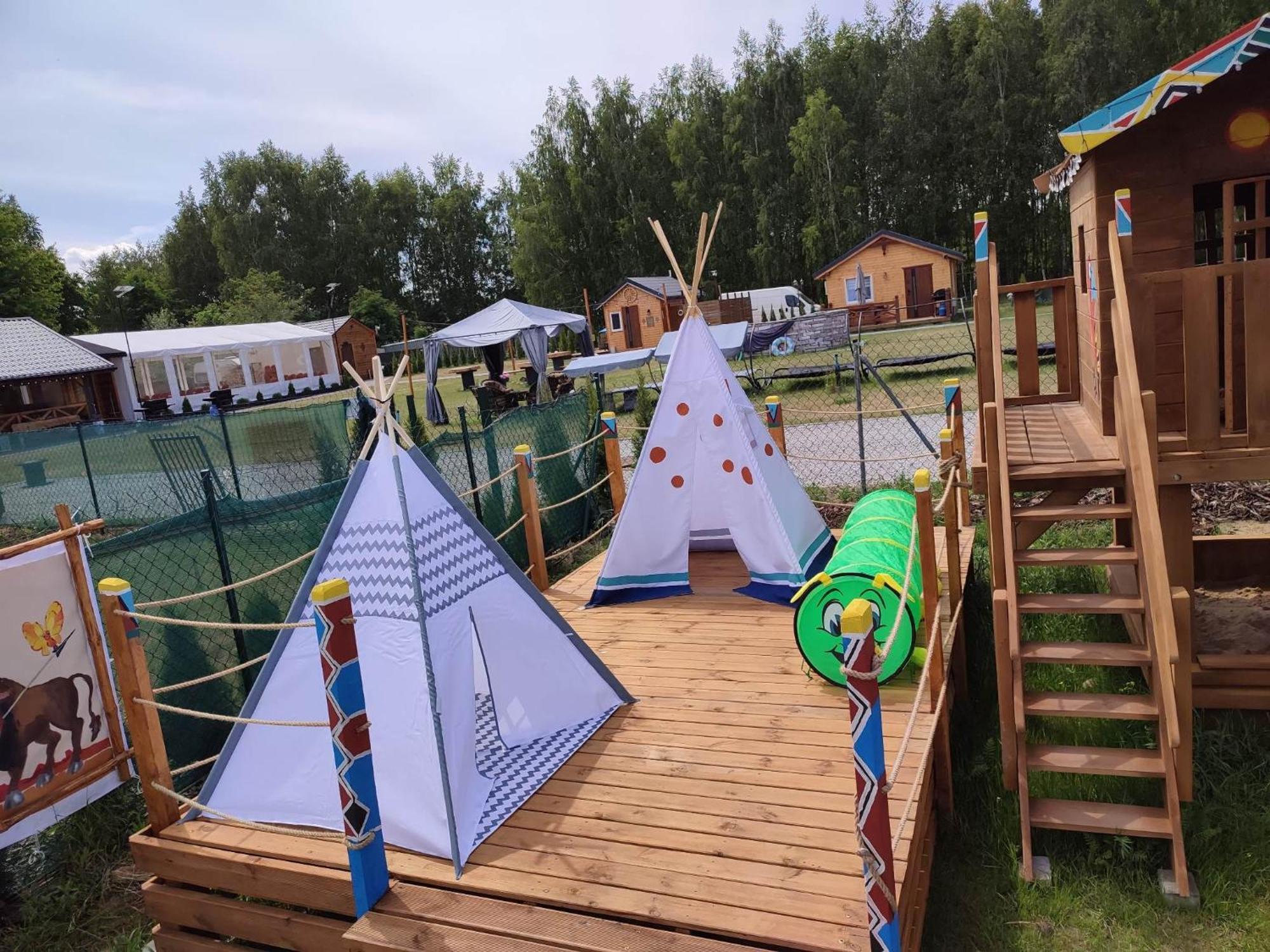 Grabce-Towarzystwo Indiana Camp - 150 M Od Suntago Park酒店 外观 照片