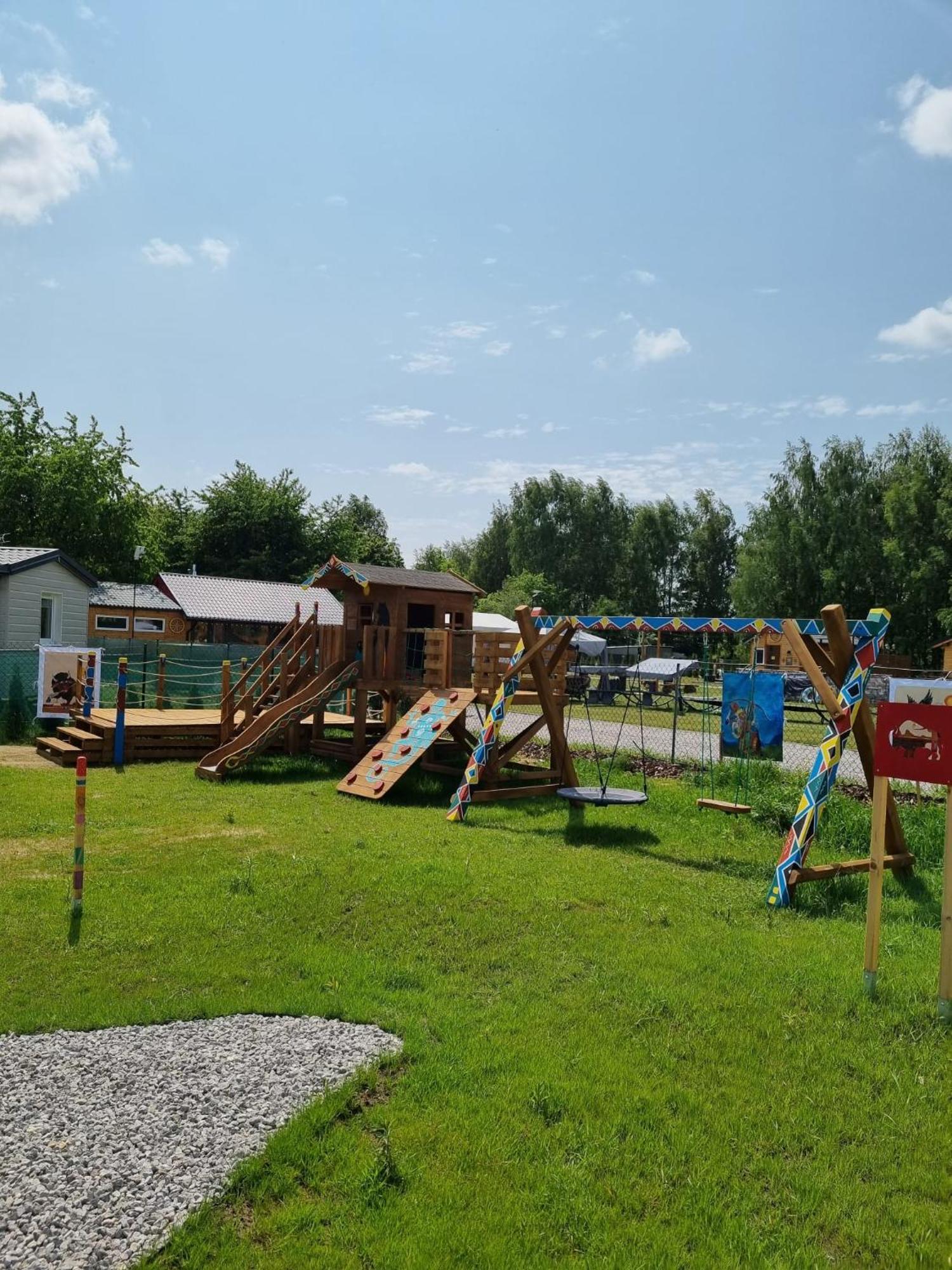 Grabce-Towarzystwo Indiana Camp - 150 M Od Suntago Park酒店 外观 照片