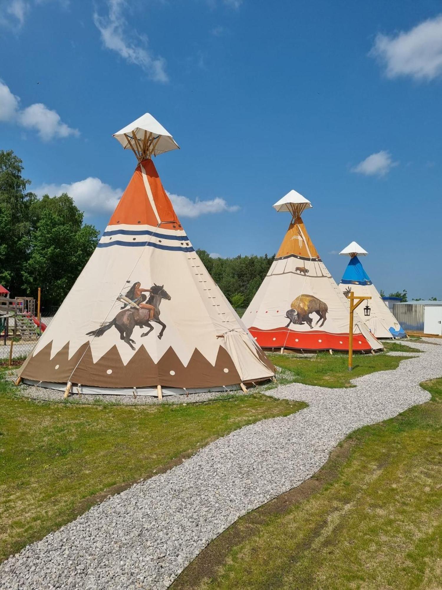 Grabce-Towarzystwo Indiana Camp - 150 M Od Suntago Park酒店 外观 照片
