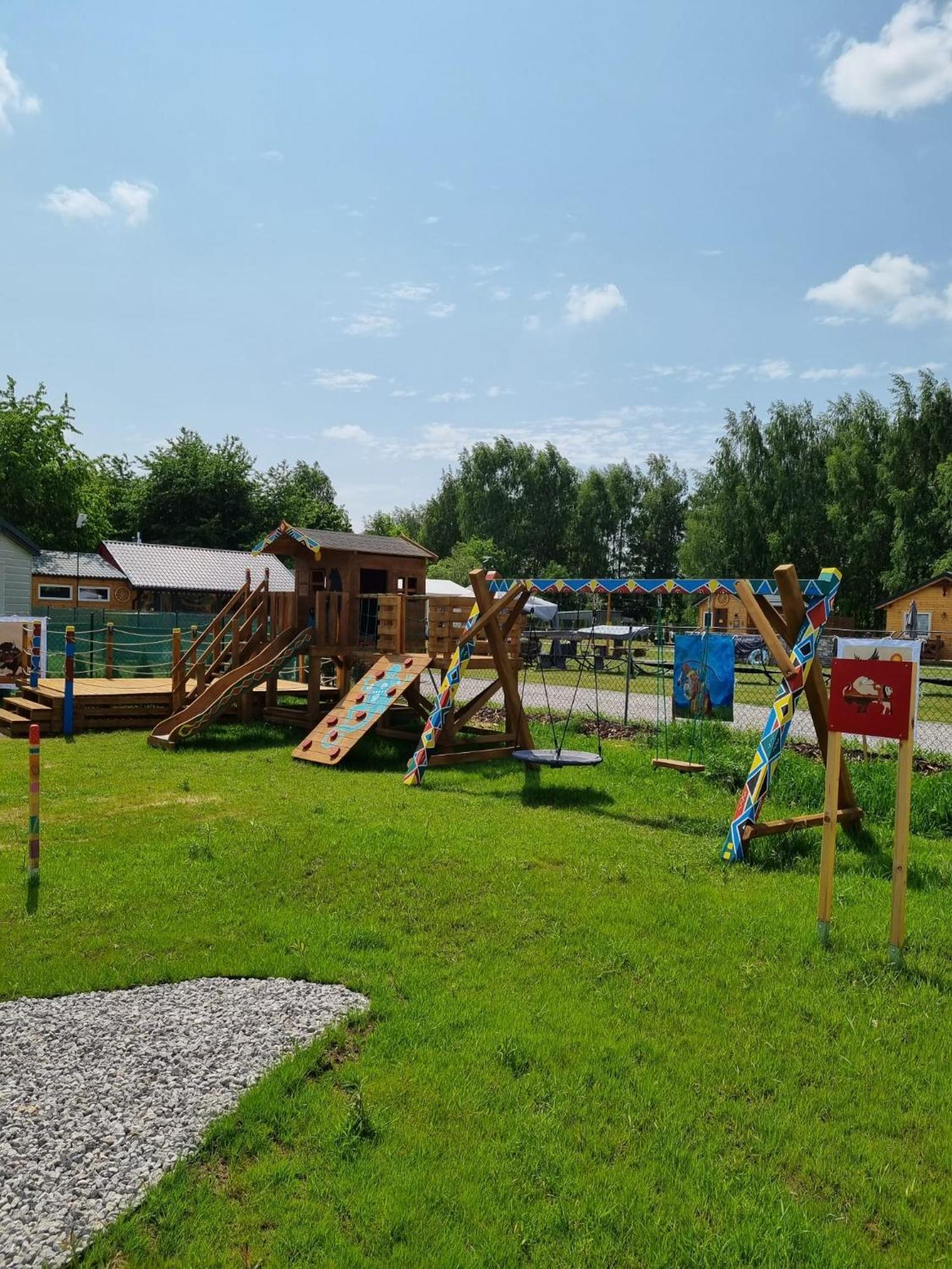 Grabce-Towarzystwo Indiana Camp - 150 M Od Suntago Park酒店 外观 照片